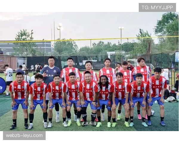 激战正酣：本轮足球赛事最大黑马强势崛起引关注