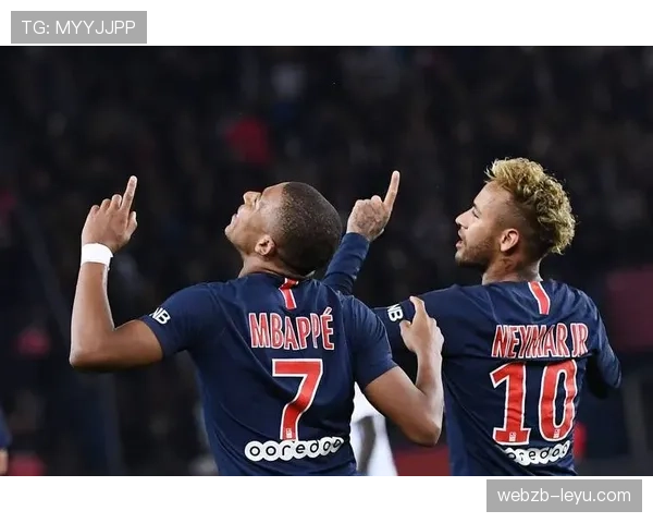 维拉蒂彰显领袖风范与战术智慧，巴黎中场核心持续高光表现引瞩目