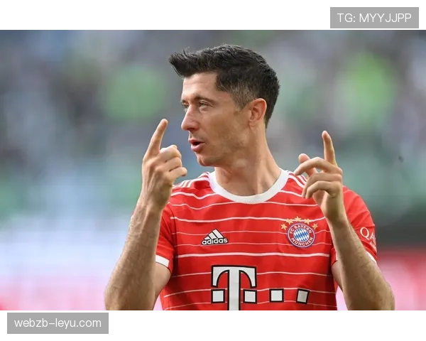 莱万选择拜仁是否出于投机考量