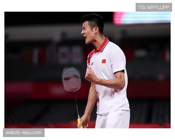 谌龙退役后天天在家煮饭带娃，这反差谁懂啊